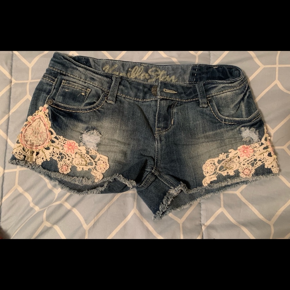 Flower Lace Detail Jean Shorts